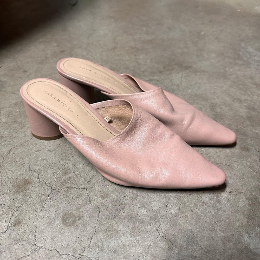 Zara Leather Blush Closed Toe Mules